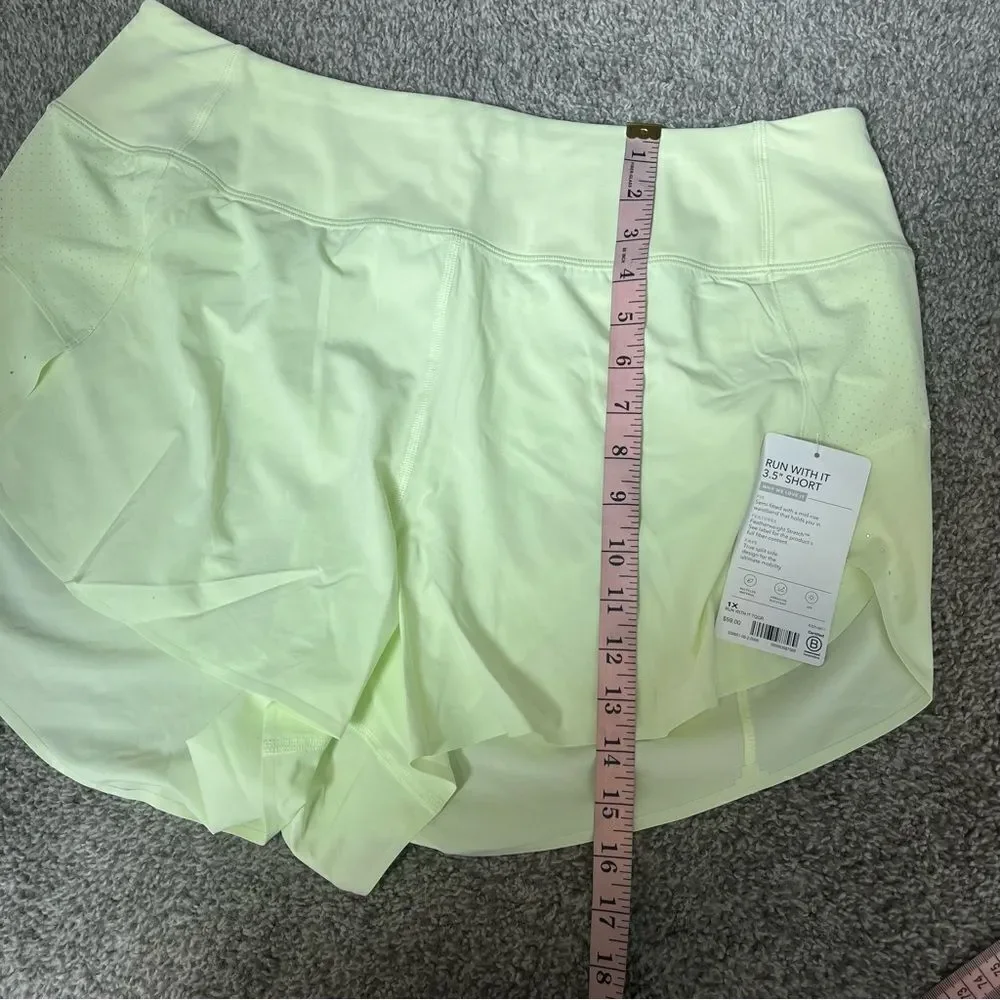 Athleta Run With It Shorts 3.5”